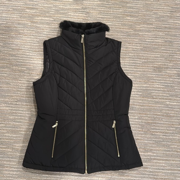 Calvin Klein vest - Picture 6 of 7